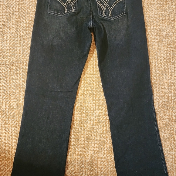 Wrangler Jeans - Picture 2 of 3